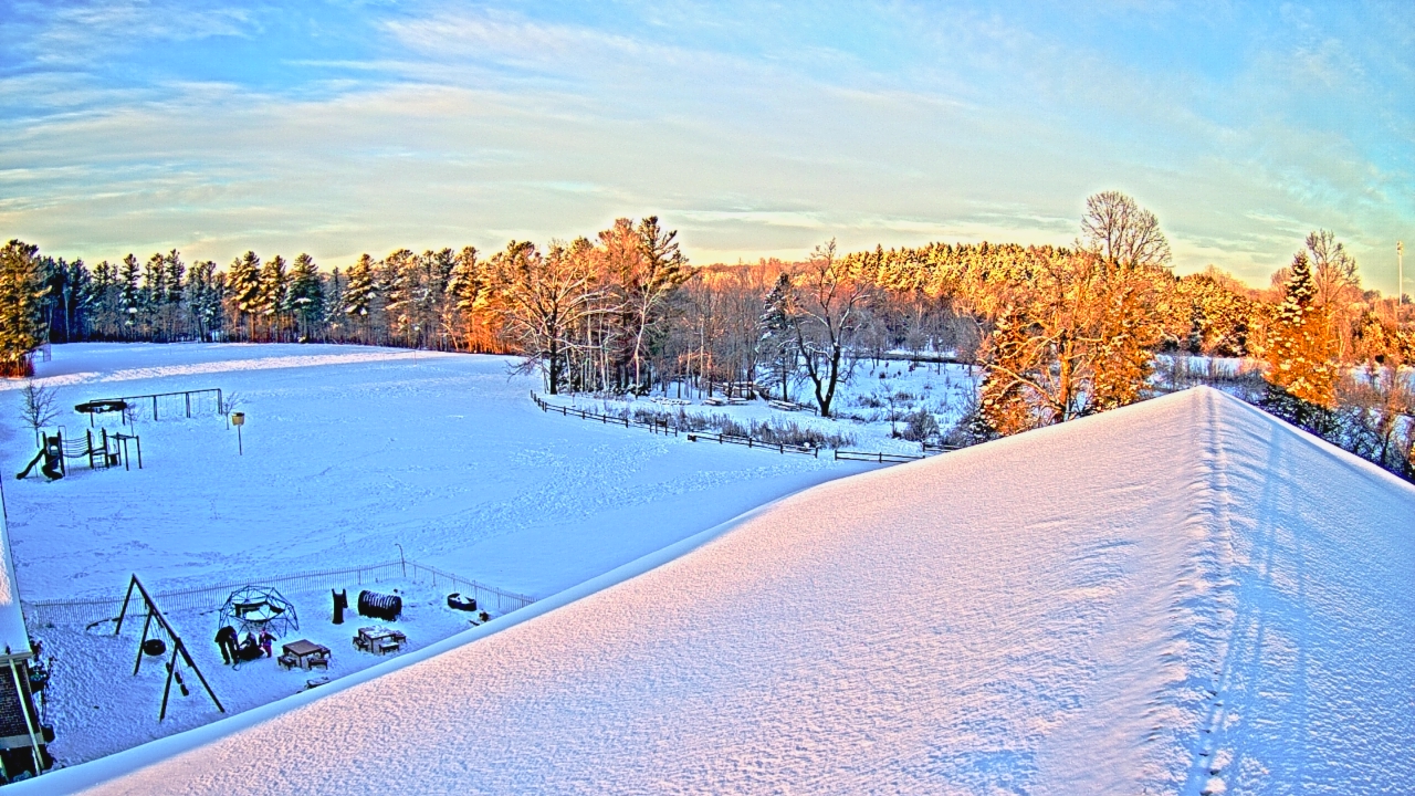 Thumbnail for current weather camera view from St Johns Lutheran School in Newburg, Wisconsin