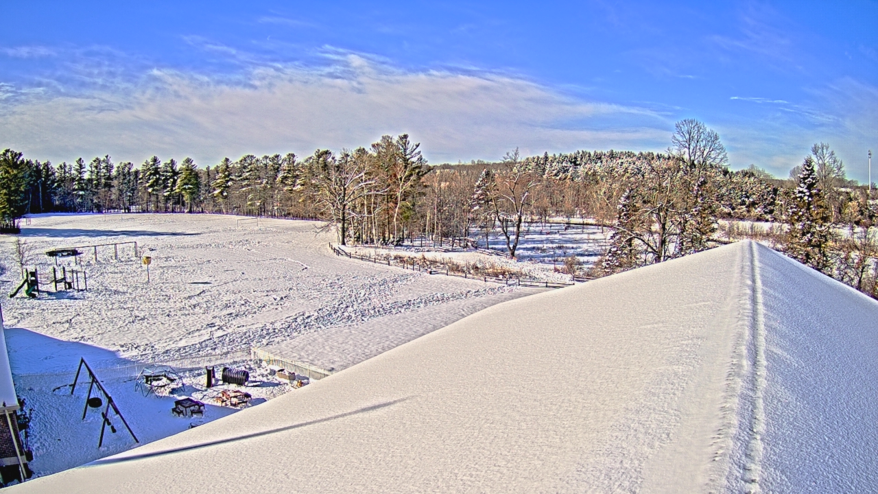 Thumbnail for current weather camera view from St Johns Lutheran School in Newburg, Wisconsin