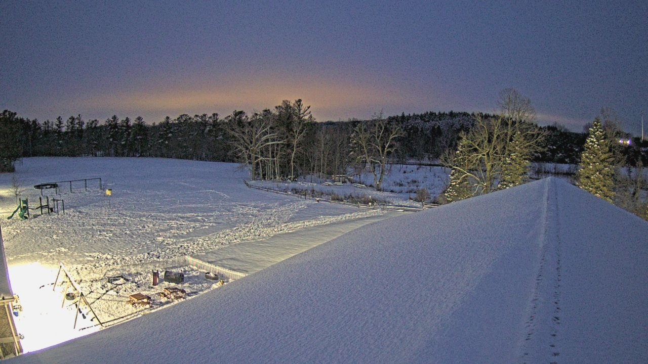 Thumbnail for current weather camera view from St Johns Lutheran School in Newburg, Wisconsin