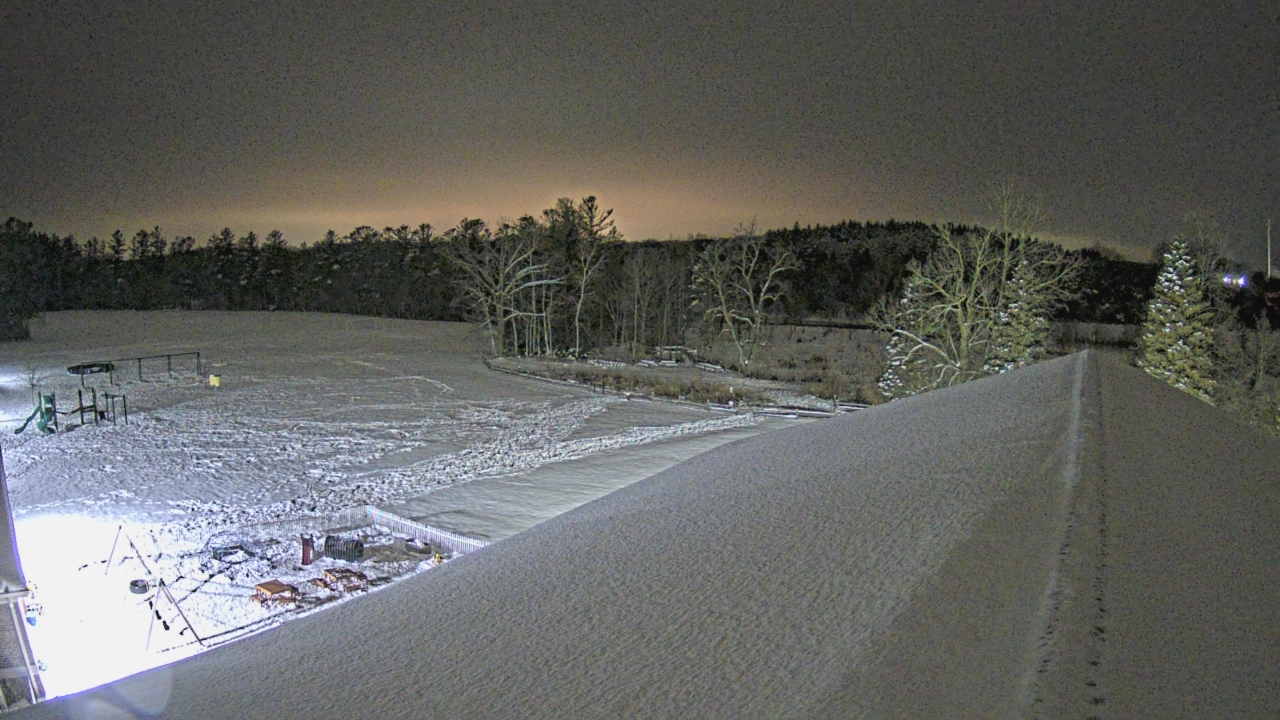 Thumbnail for current weather camera view from St Johns Lutheran School in Newburg, Wisconsin