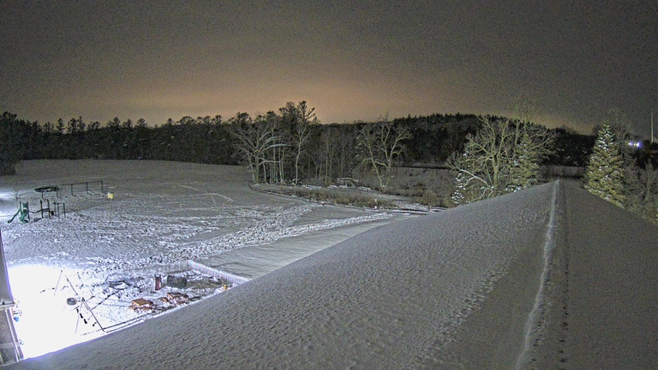 Thumbnail for current weather camera view from St Johns Lutheran School in Newburg, Wisconsin