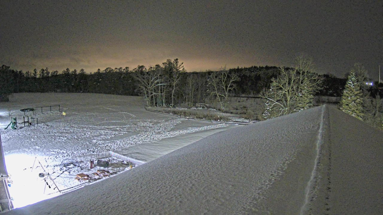 Thumbnail for current weather camera view from St Johns Lutheran School in Newburg, Wisconsin