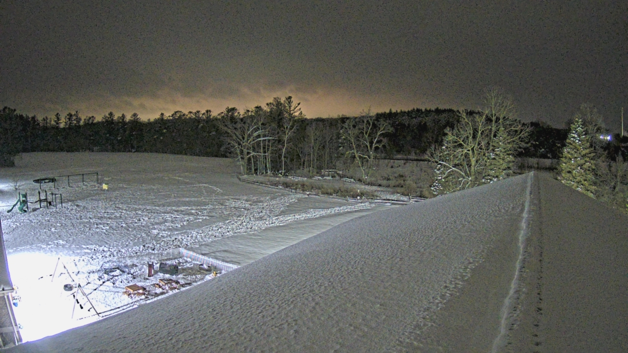 Thumbnail for current weather camera view from St Johns Lutheran School in Newburg, Wisconsin