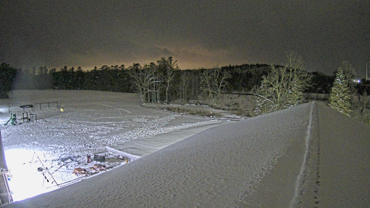 Thumbnail for current weather camera view from St Johns Lutheran School in Newburg, Wisconsin