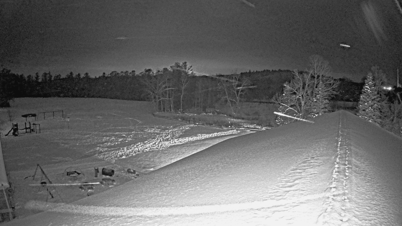 Thumbnail for current weather camera view from St Johns Lutheran School in Newburg, Wisconsin