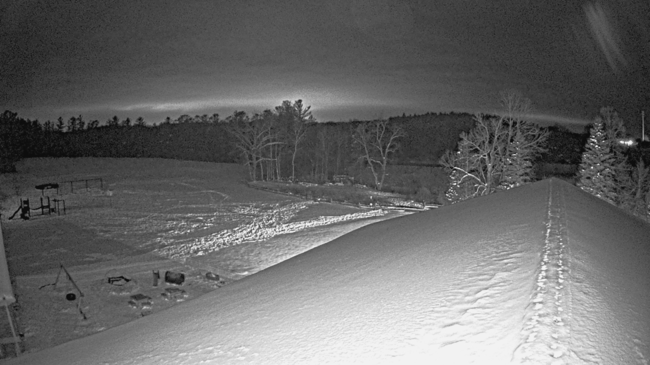 Thumbnail for current weather camera view from St Johns Lutheran School in Newburg, Wisconsin