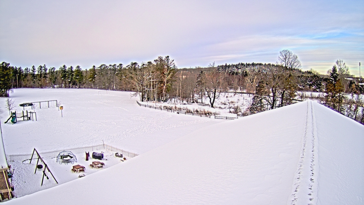 Thumbnail for current weather camera view from St Johns Lutheran School in Newburg, Wisconsin