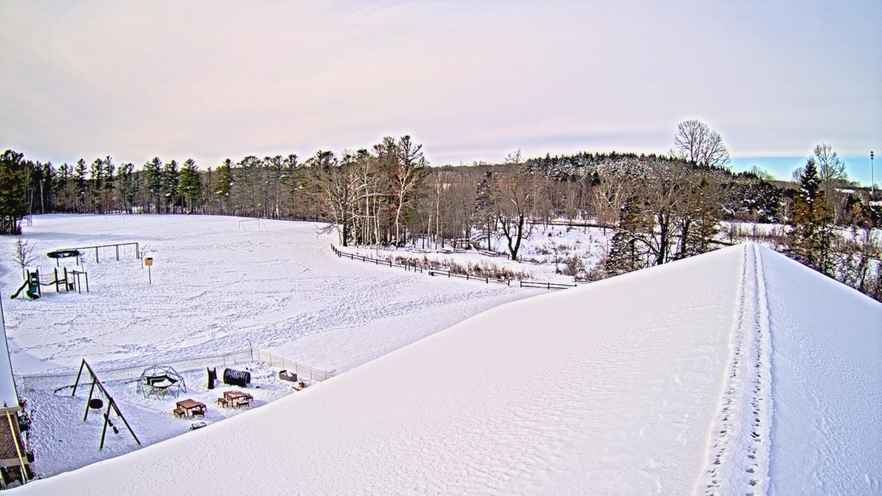Thumbnail for current weather camera view from St Johns Lutheran School in Newburg, Wisconsin