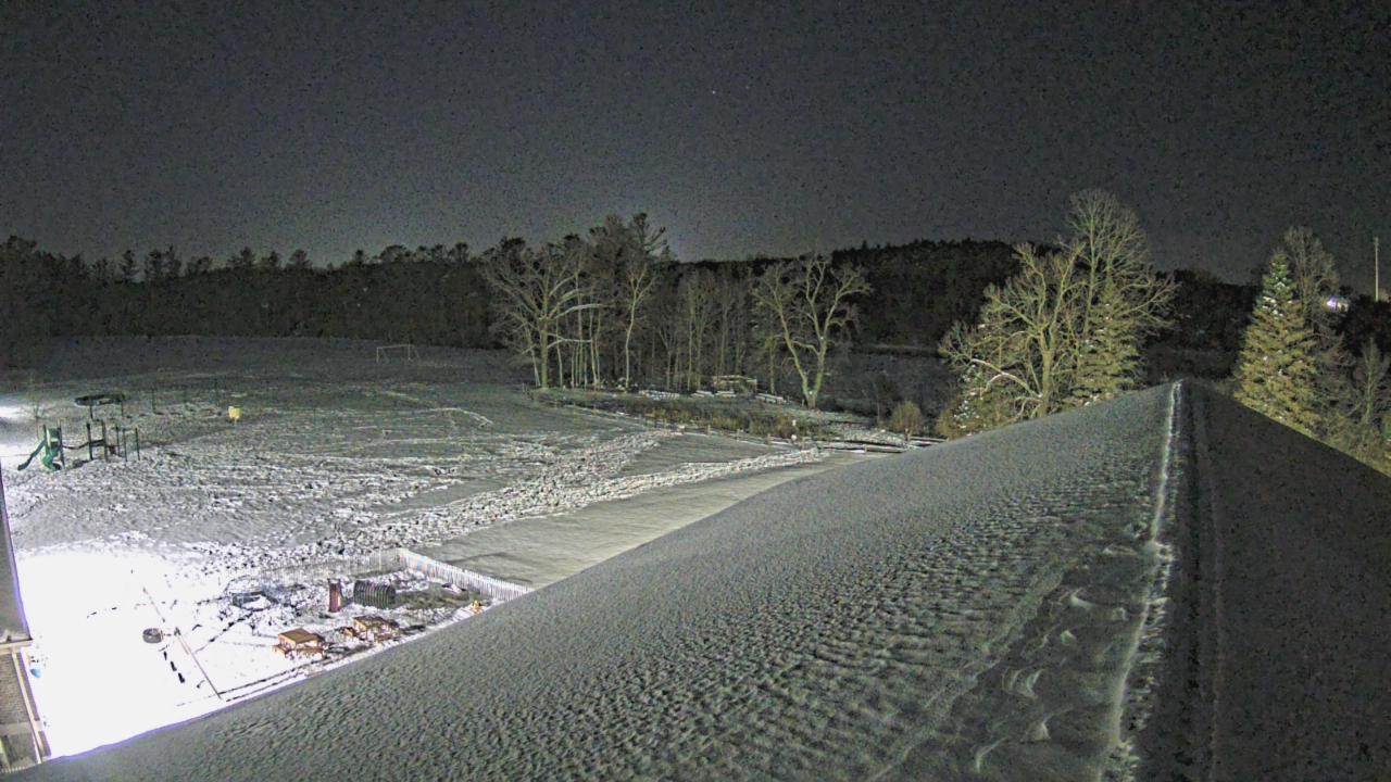 Thumbnail for current weather camera view from St Johns Lutheran School in Newburg, Wisconsin