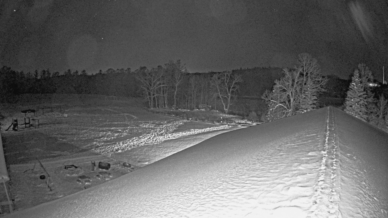 Thumbnail for current weather camera view from St Johns Lutheran School in Newburg, Wisconsin