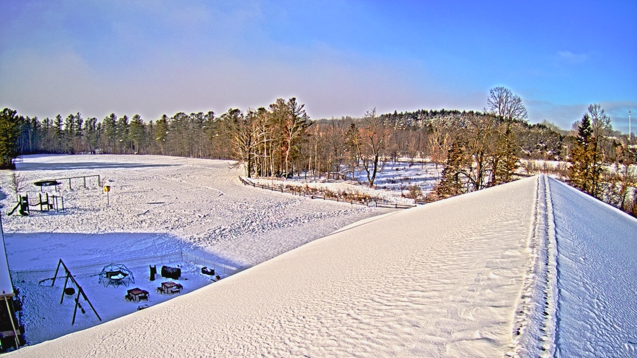 Thumbnail for current weather camera view from St Johns Lutheran School in Newburg, Wisconsin