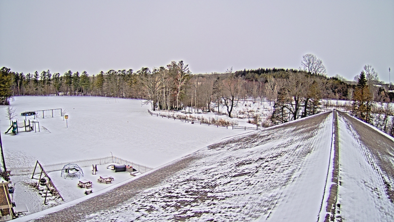 Thumbnail for current weather camera view from St Johns Lutheran School in Newburg, Wisconsin