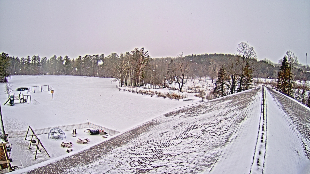 Thumbnail for current weather camera view from St Johns Lutheran School in Newburg, Wisconsin