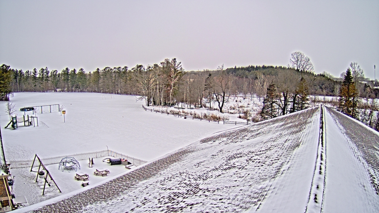 Thumbnail for current weather camera view from St Johns Lutheran School in Newburg, Wisconsin