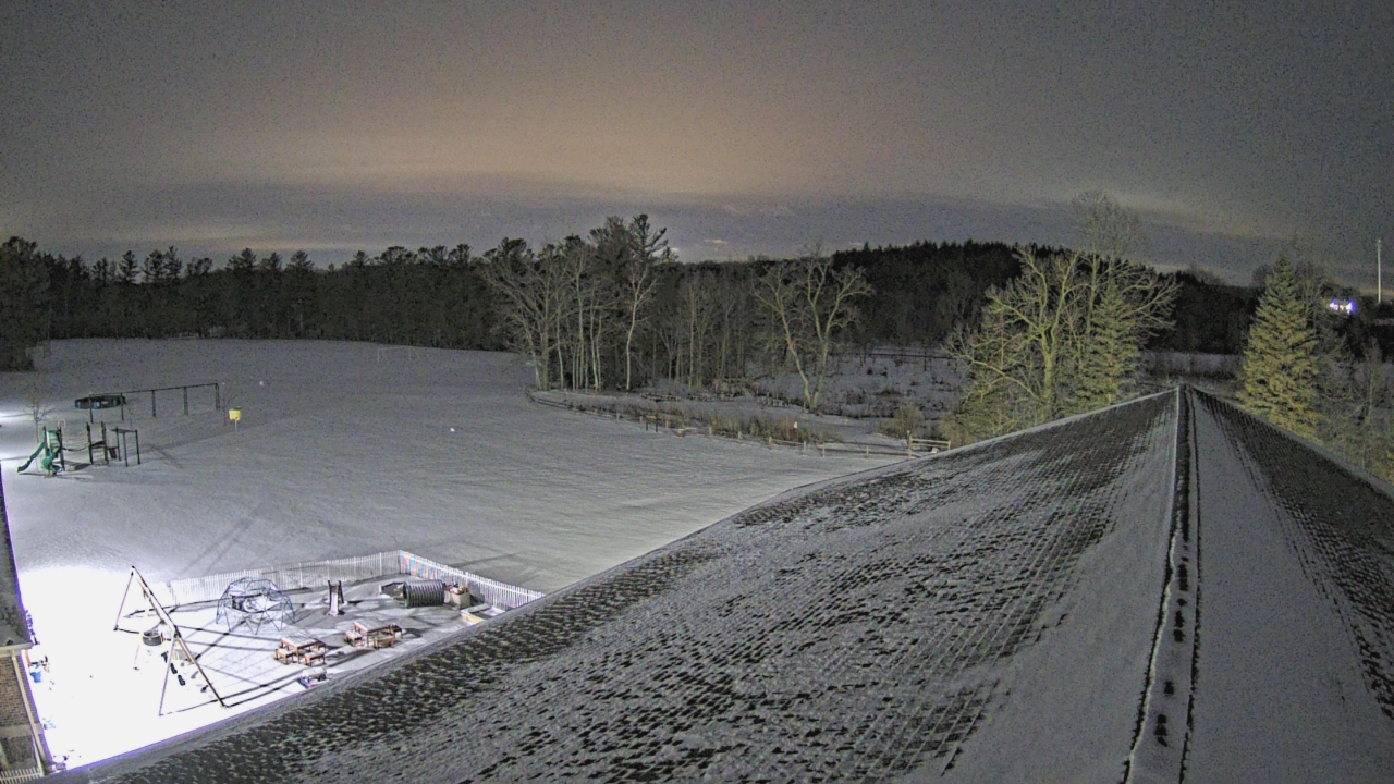 Thumbnail for current weather camera view from St Johns Lutheran School in Newburg, Wisconsin