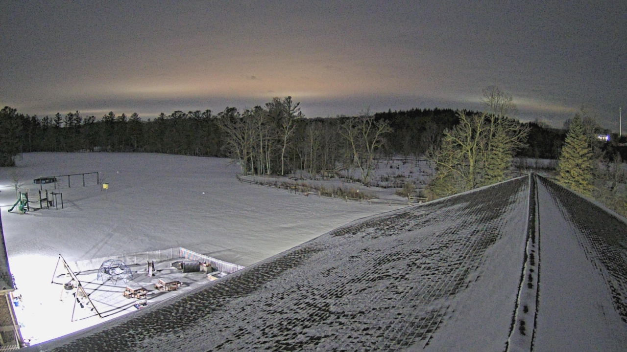 Thumbnail for current weather camera view from St Johns Lutheran School in Newburg, Wisconsin