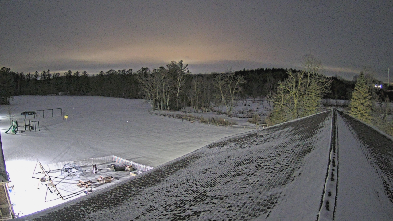 Thumbnail for current weather camera view from St Johns Lutheran School in Newburg, Wisconsin