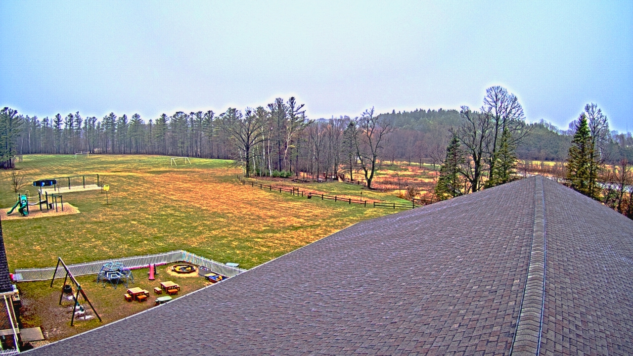 Thumbnail for current weather camera view from St Johns Lutheran School in Newburg, Wisconsin