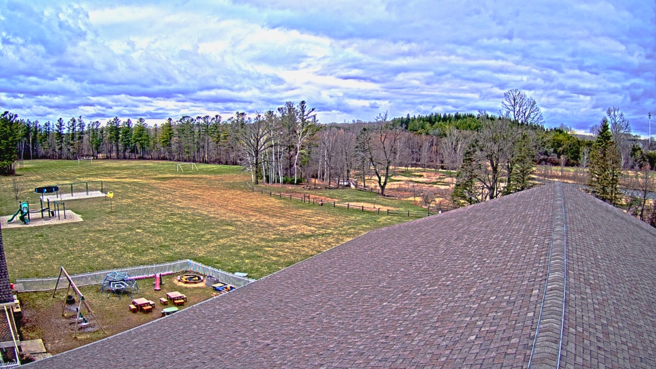 Thumbnail for current weather camera view from St Johns Lutheran School in Newburg, Wisconsin