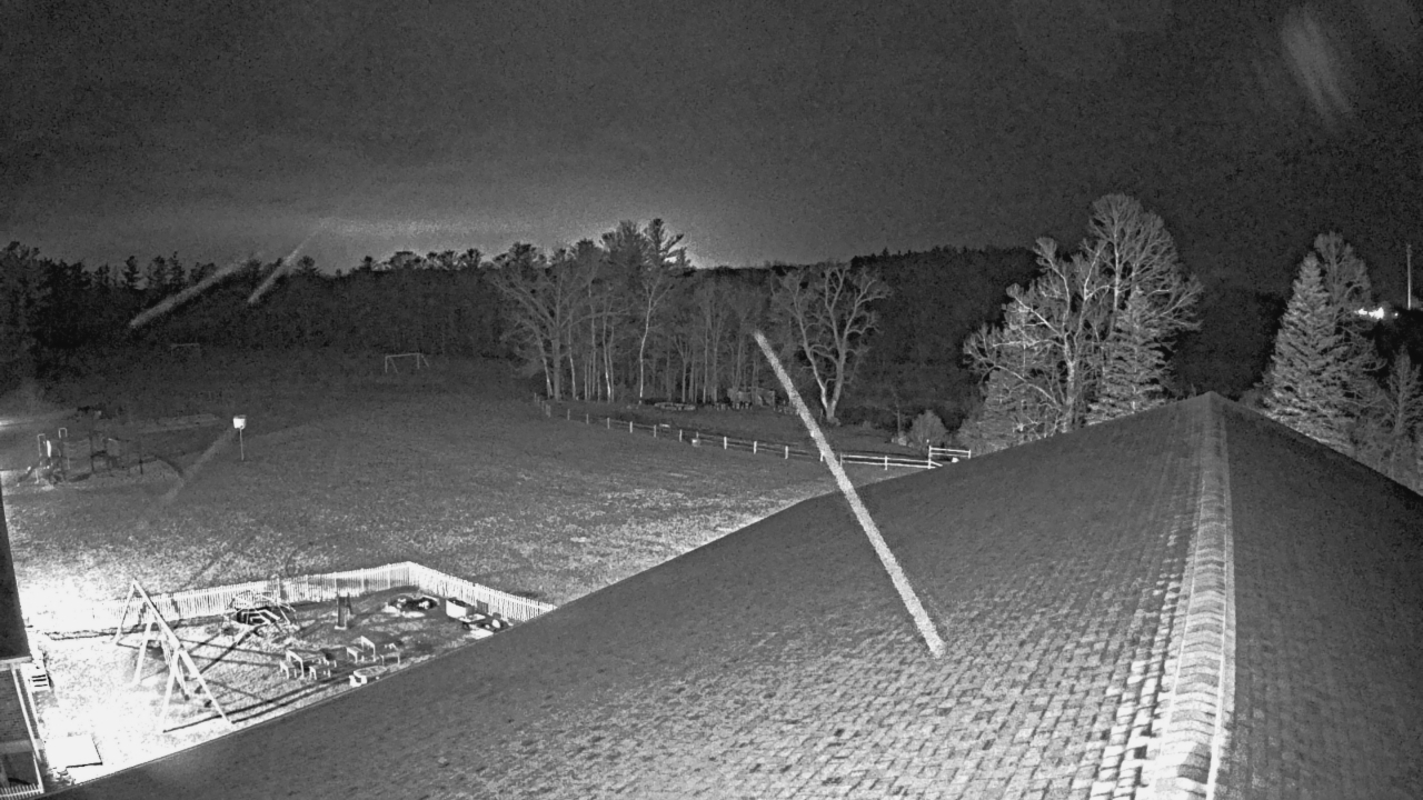 Thumbnail for current weather camera view from St Johns Lutheran School in Newburg, Wisconsin