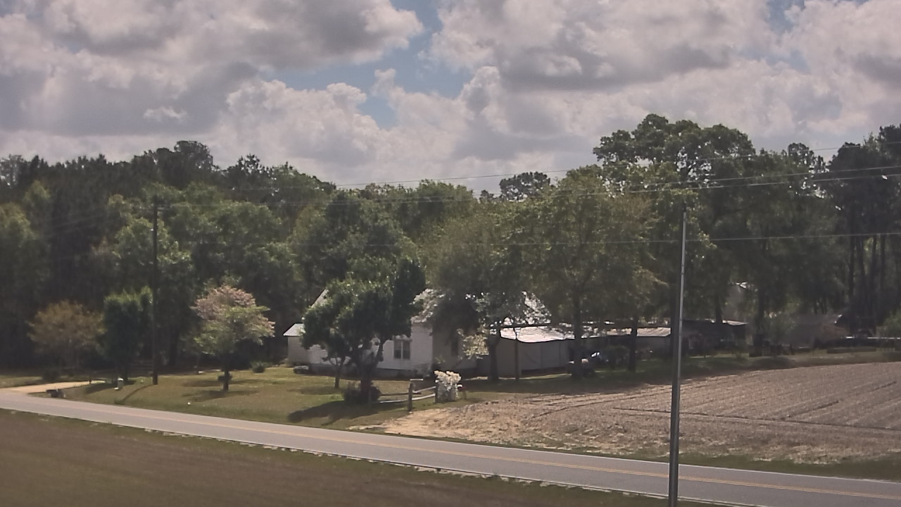 Thumbnail for current weather camera view from Overshot NC in Benson, North Carolina