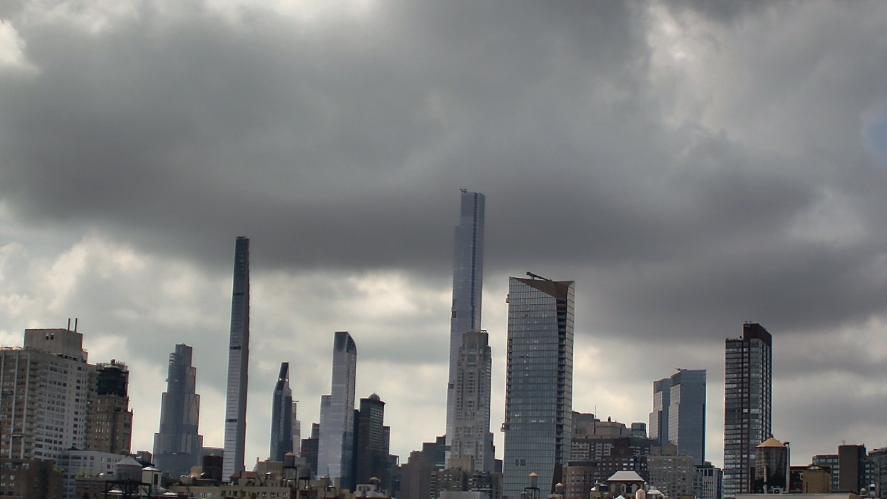 Thumbnail for current weather camera view from Rodeph Sholom Day School in New York, New York
