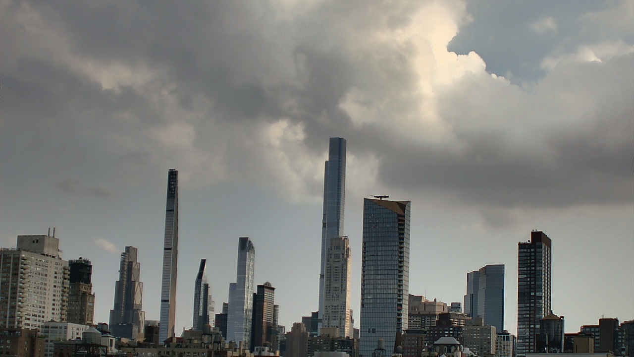 Thumbnail for current weather camera view from Rodeph Sholom Day School in New York, New York