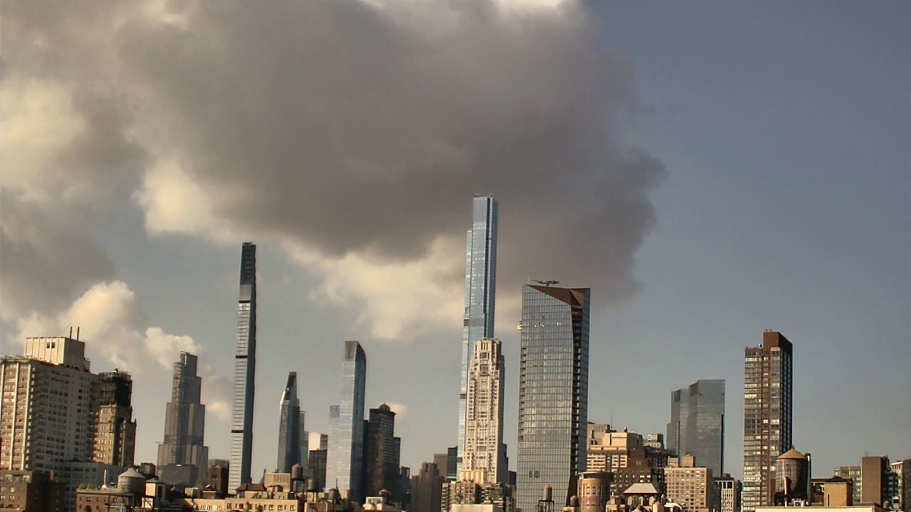 Thumbnail for current weather camera view from Rodeph Sholom Day School in New York, New York