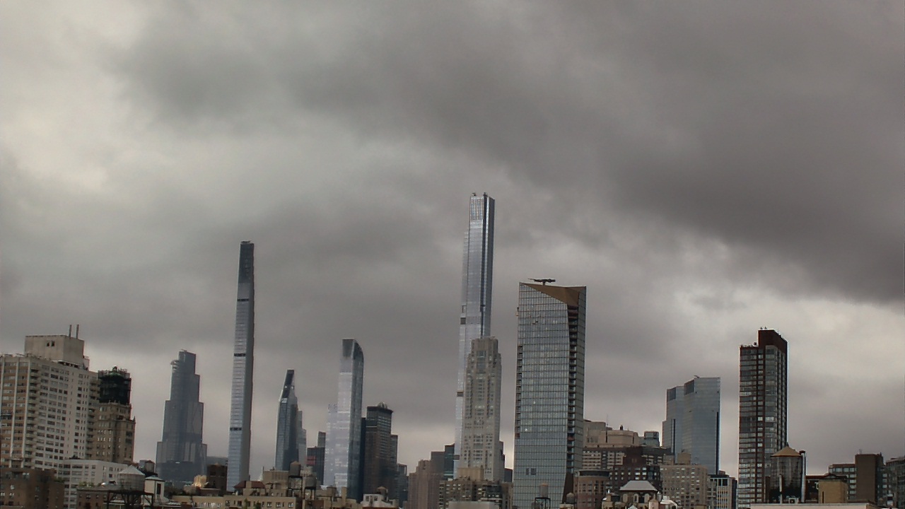 Thumbnail for current weather camera view from Rodeph Sholom Day School in New York, New York