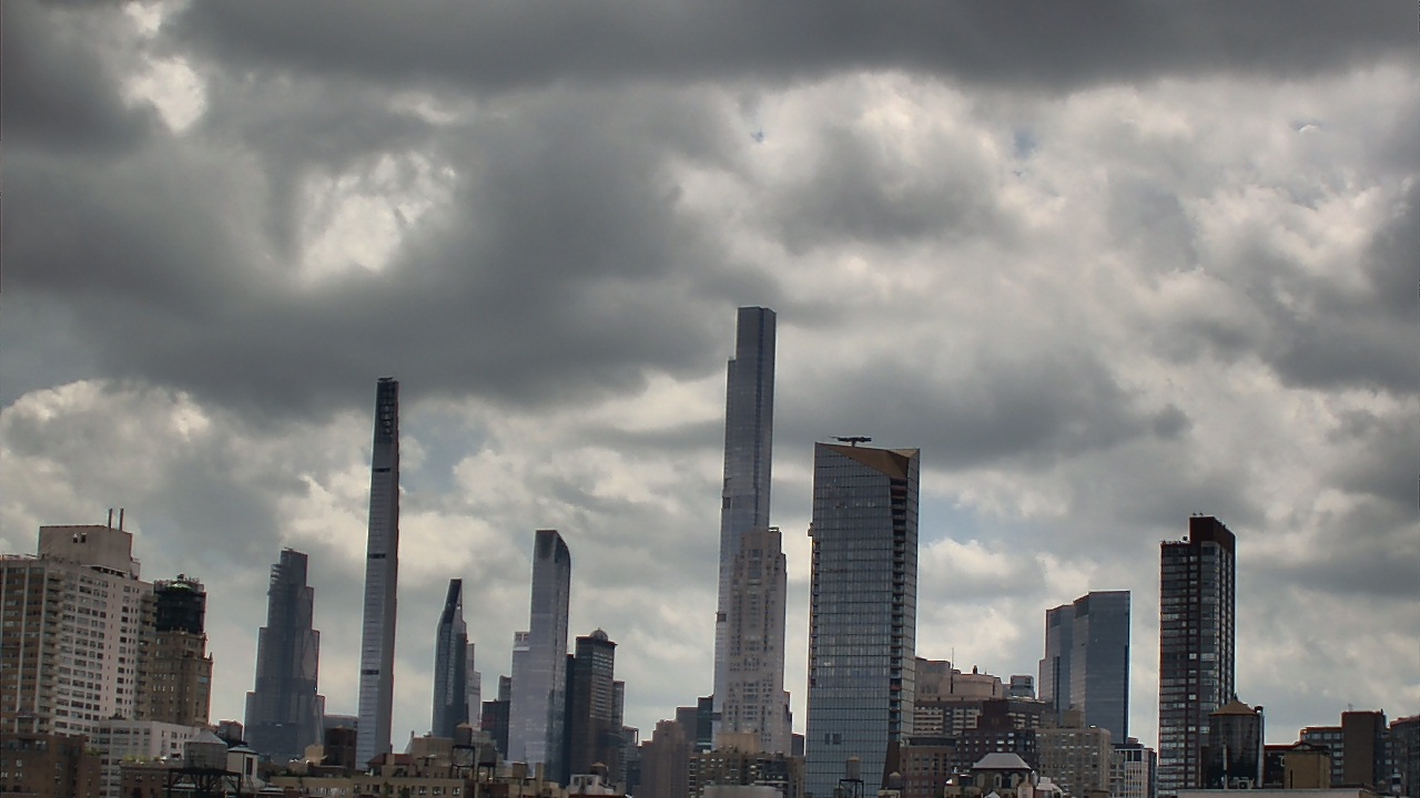 Thumbnail for current weather camera view from Rodeph Sholom Day School in New York, New York