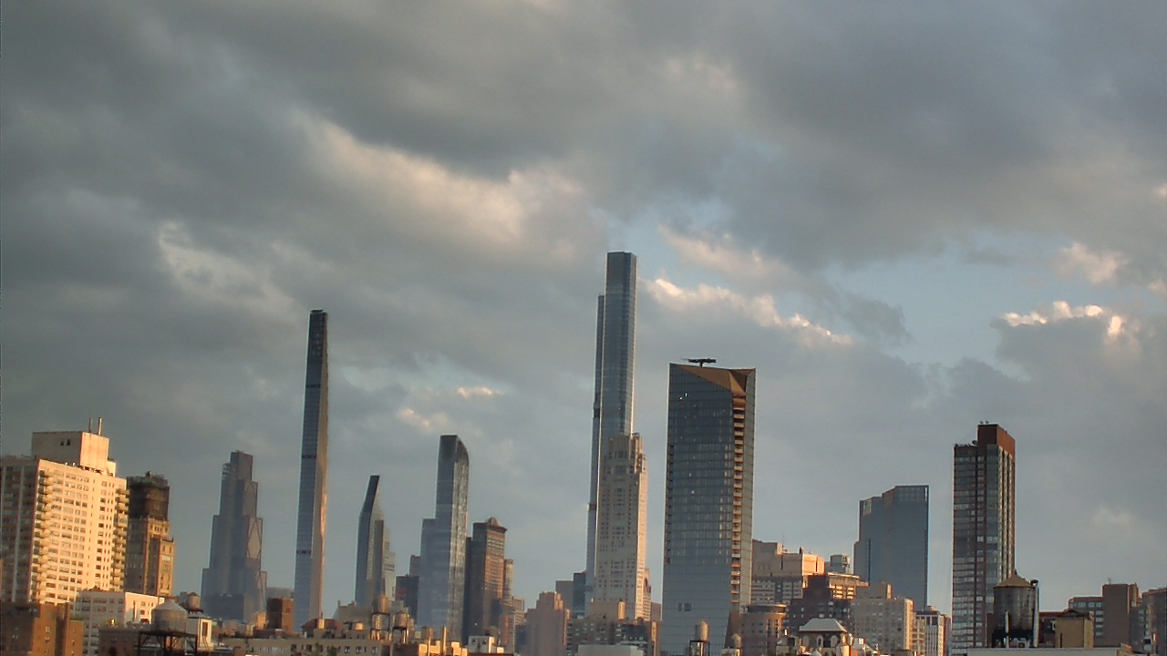 Thumbnail for current weather camera view from Rodeph Sholom Day School in New York, New York