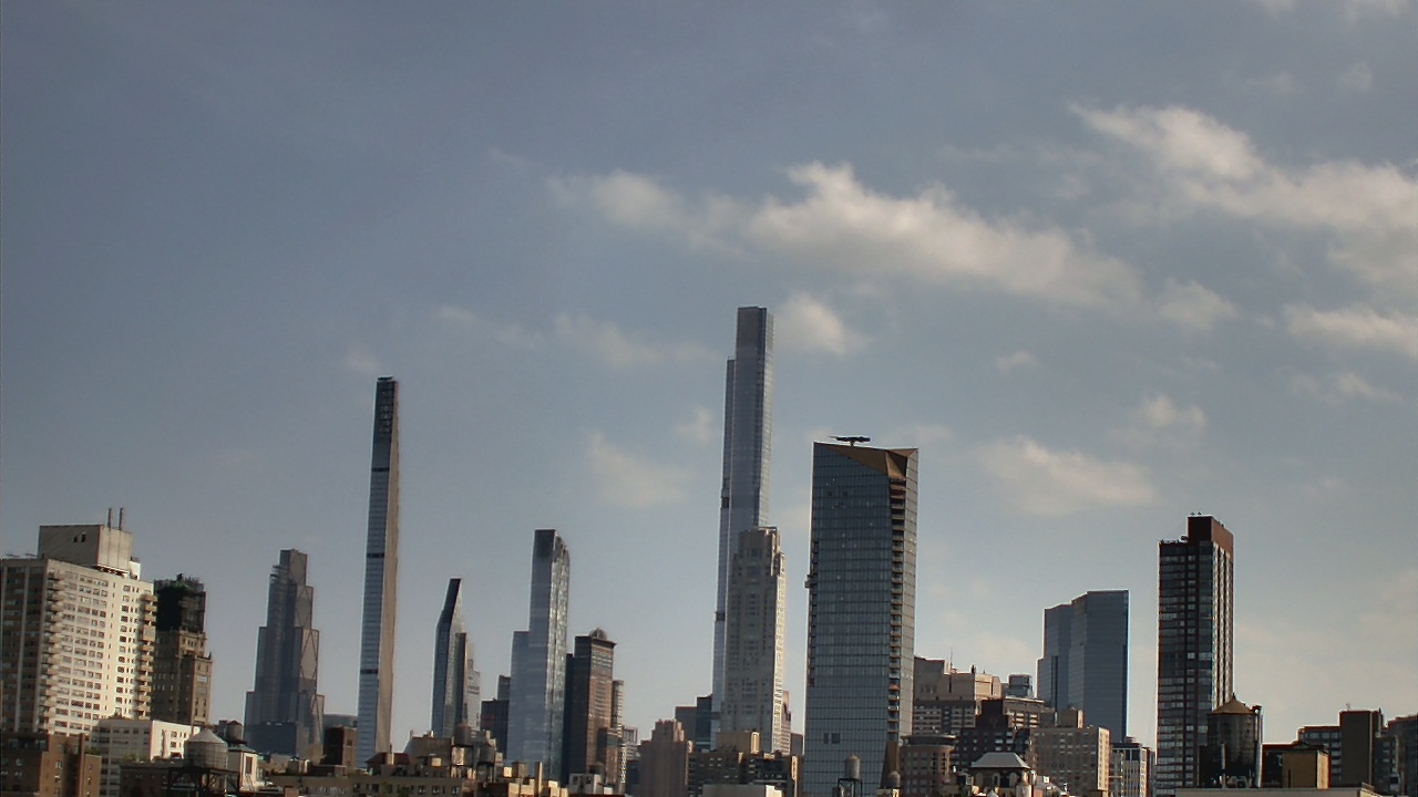 Thumbnail for current weather camera view from Rodeph Sholom Day School in New York, New York