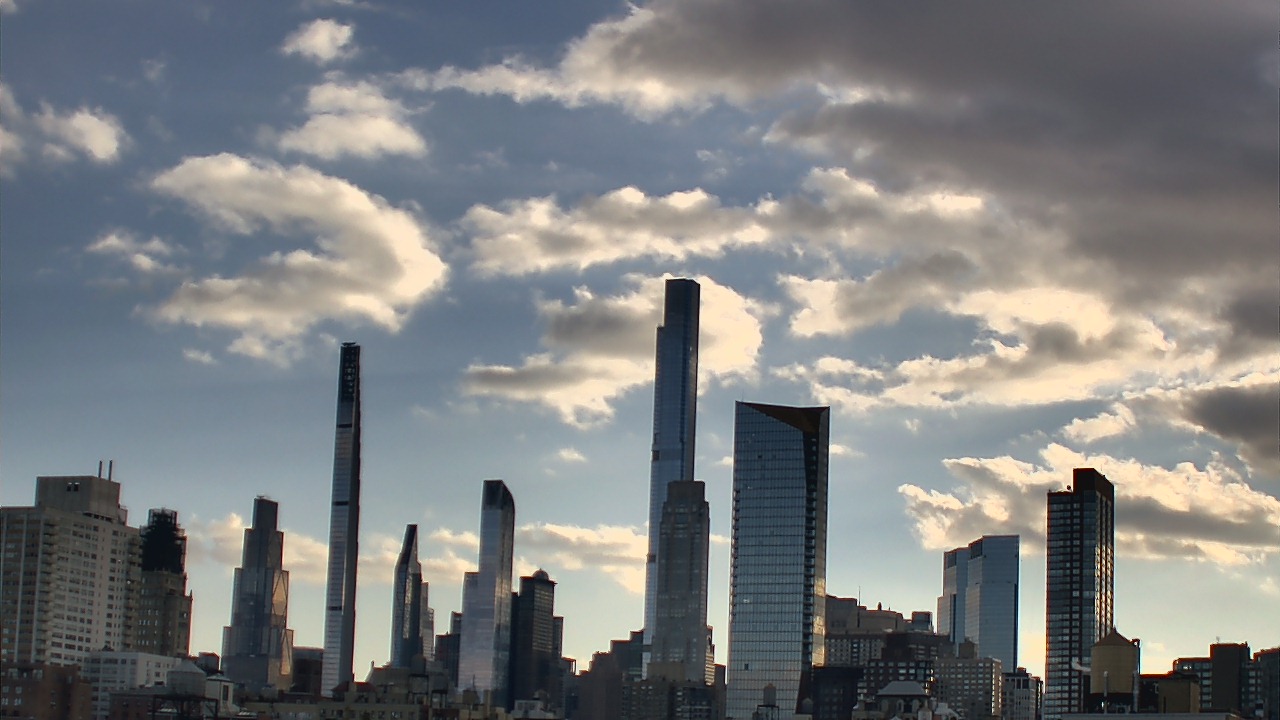 Thumbnail for current weather camera view from Rodeph Sholom Day School in New York, New York