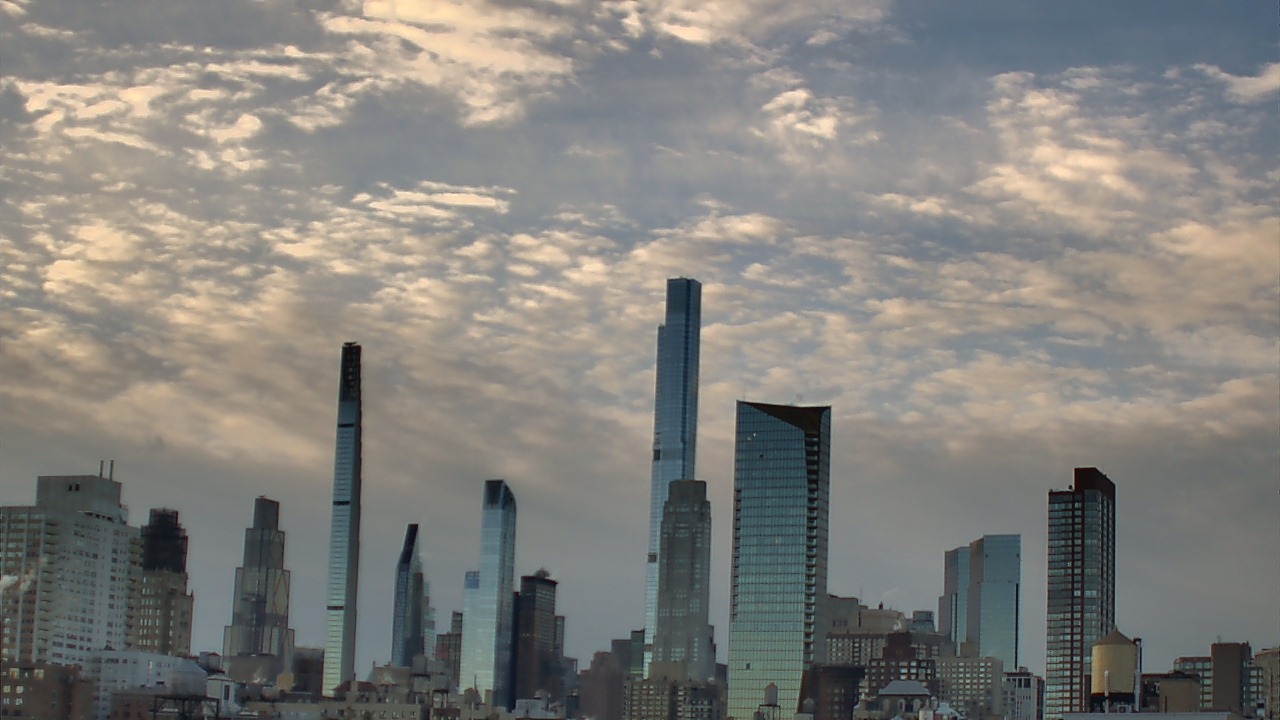 Thumbnail for current weather camera view from Rodeph Sholom Day School in New York, New York