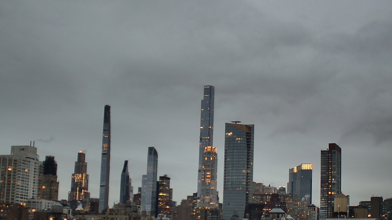 Thumbnail for current weather camera view from Rodeph Sholom Day School in New York, New York