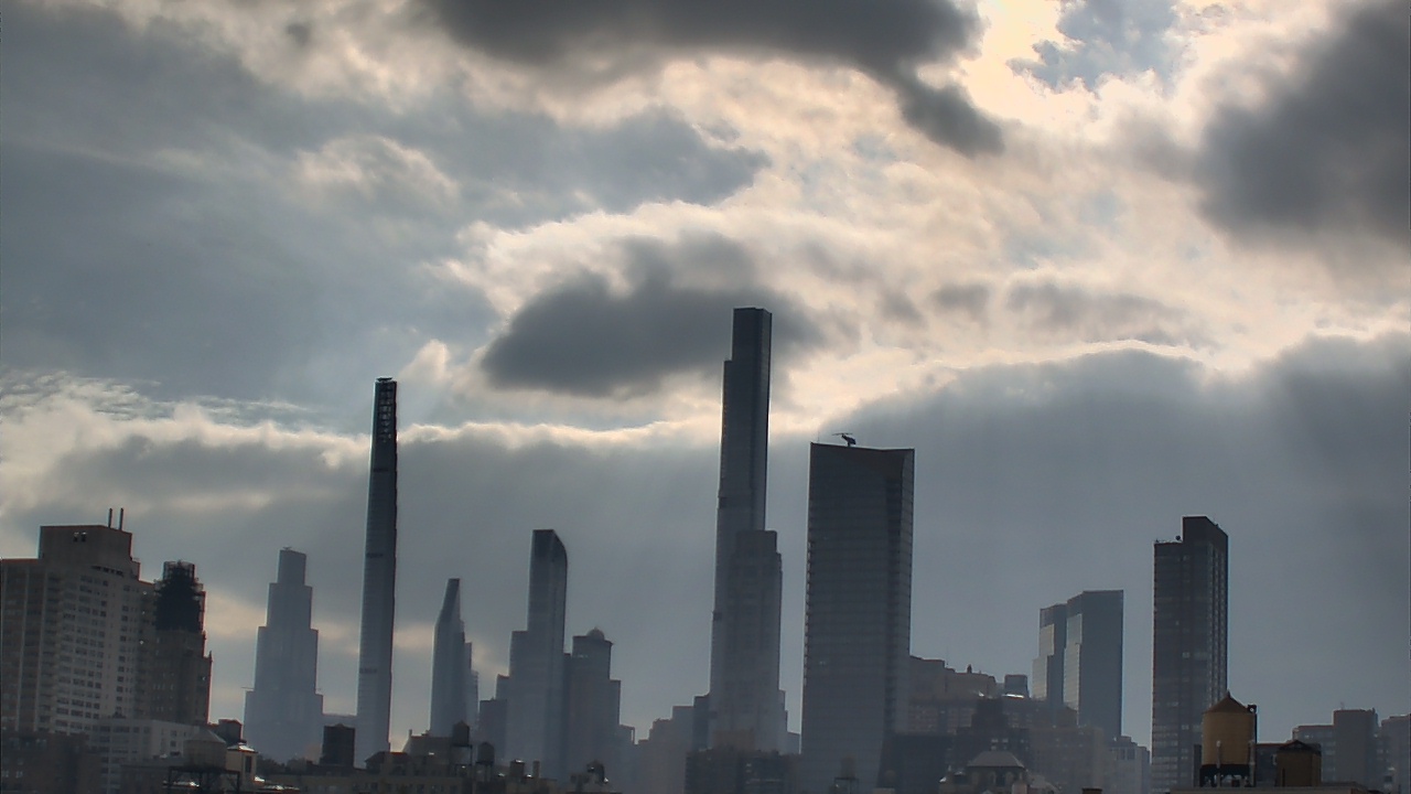 Thumbnail for current weather camera view from Rodeph Sholom Day School in New York, New York