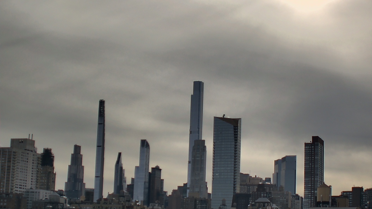 Thumbnail for current weather camera view from Rodeph Sholom Day School in New York, New York