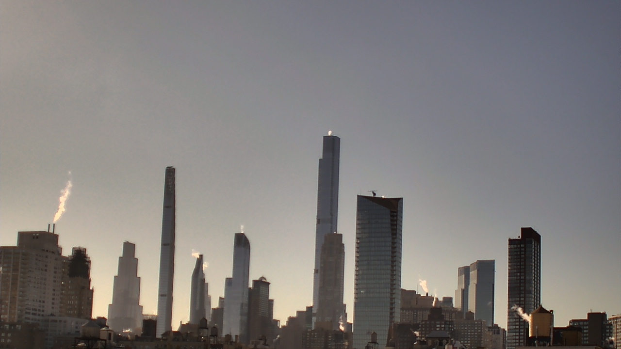 Thumbnail for current weather camera view from Rodeph Sholom Day School in New York, New York