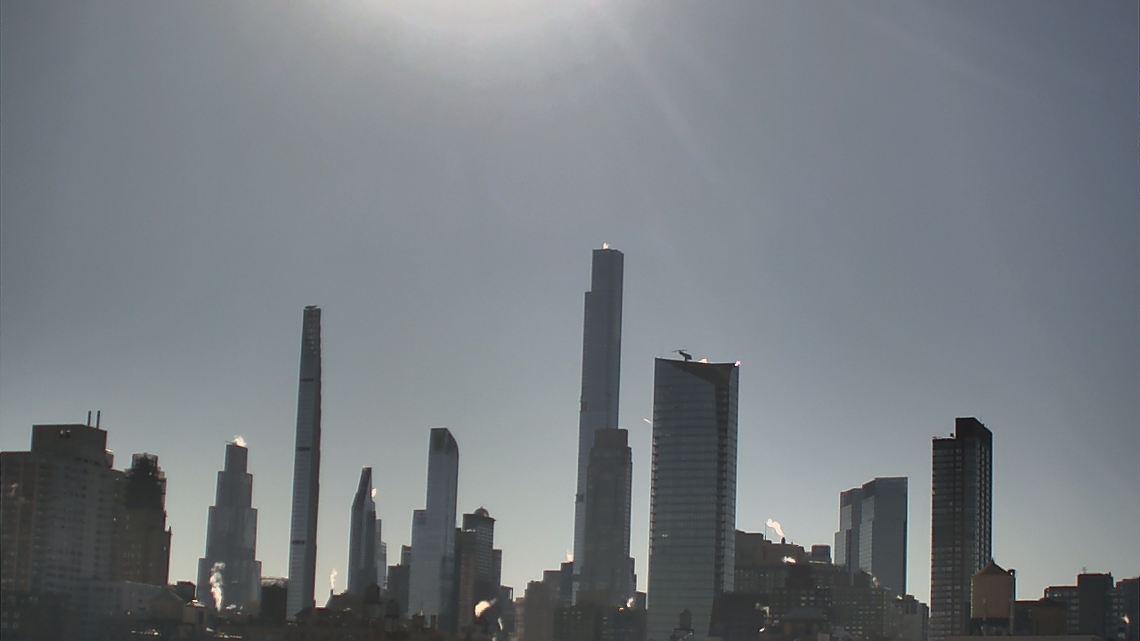 Thumbnail for current weather camera view from Rodeph Sholom Day School in New York, New York