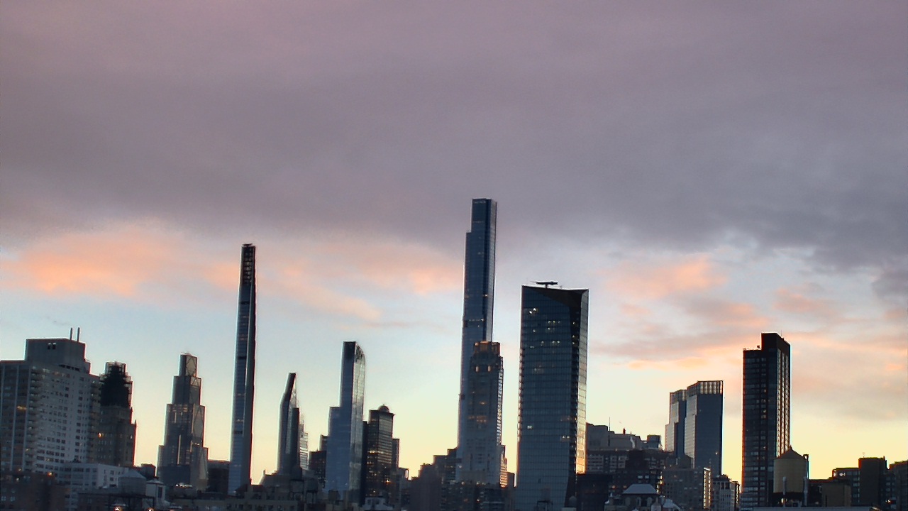 Thumbnail for current weather camera view from Rodeph Sholom Day School in New York, New York