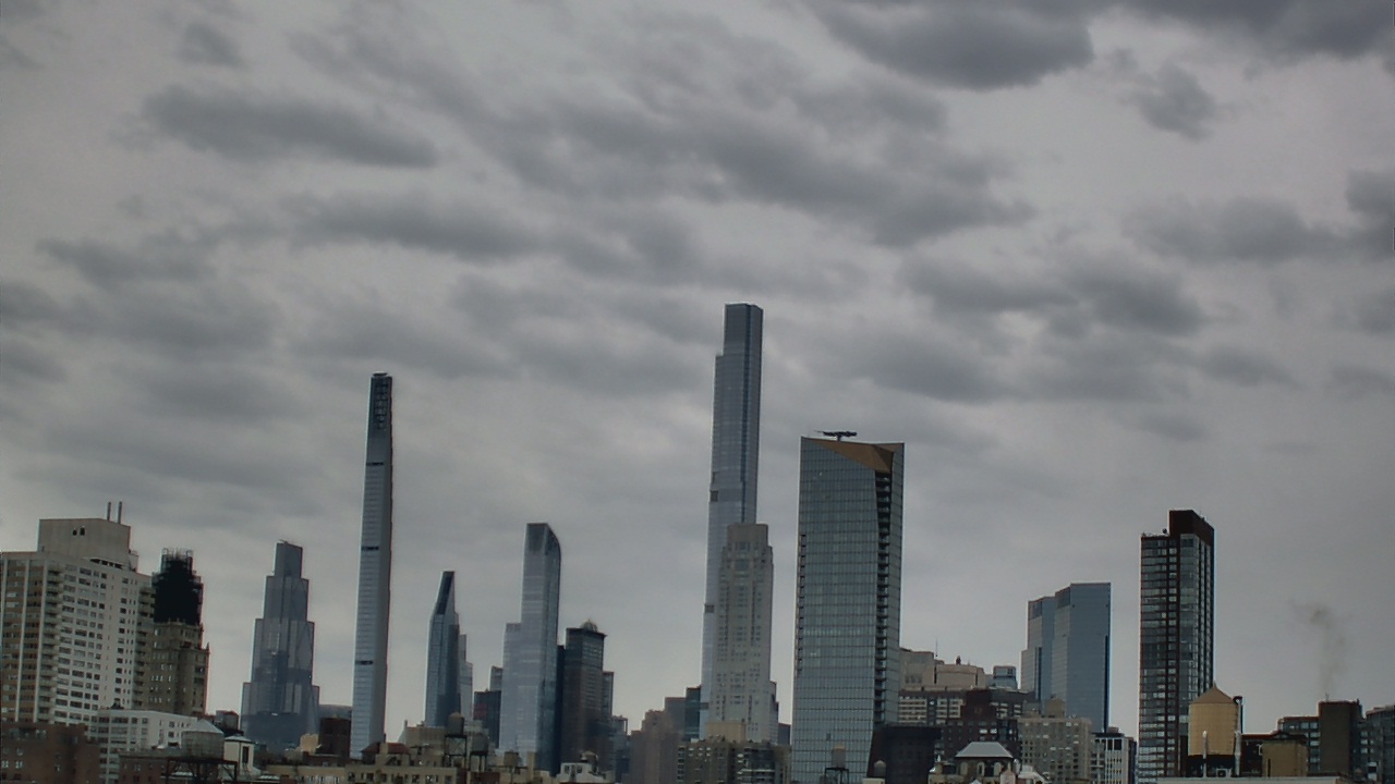 Thumbnail for current weather camera view from Rodeph Sholom Day School in New York, New York