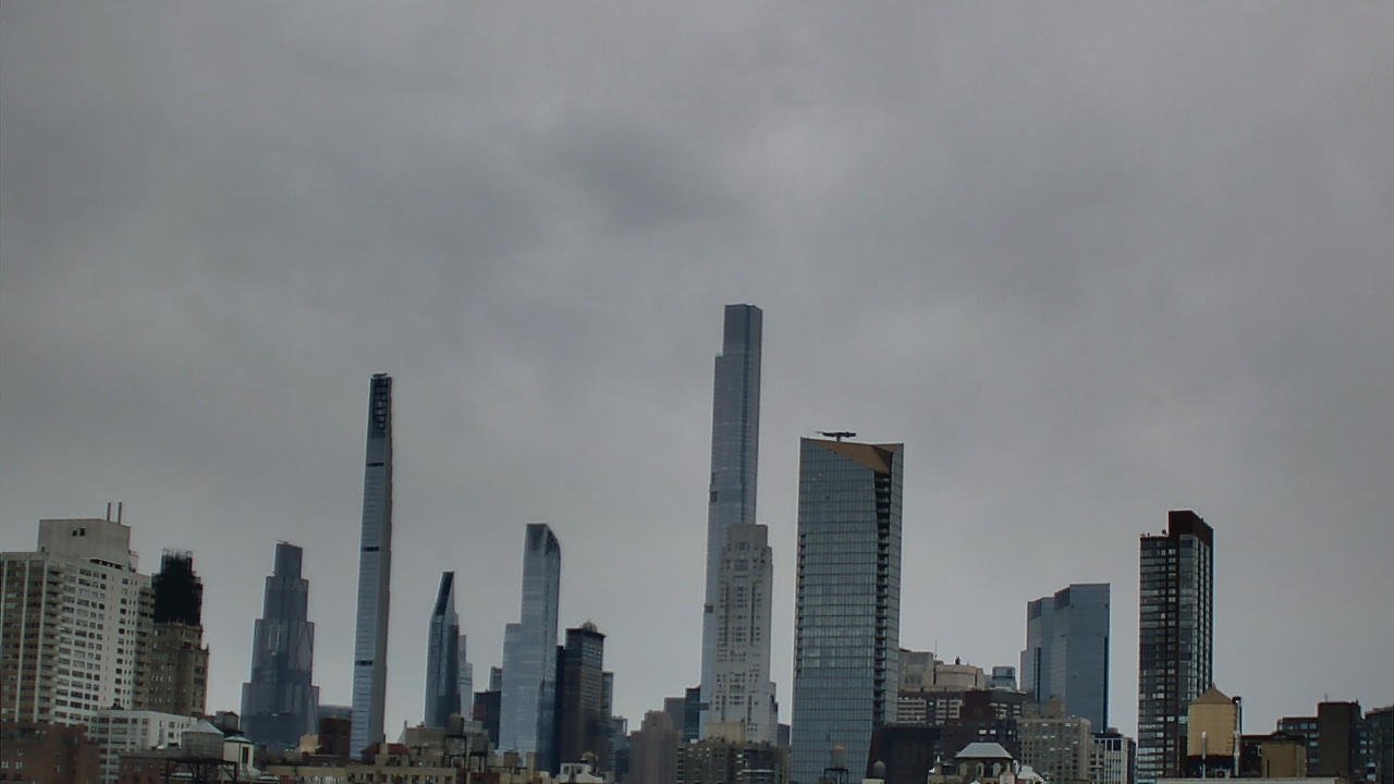 Thumbnail for current weather camera view from Rodeph Sholom Day School in New York, New York