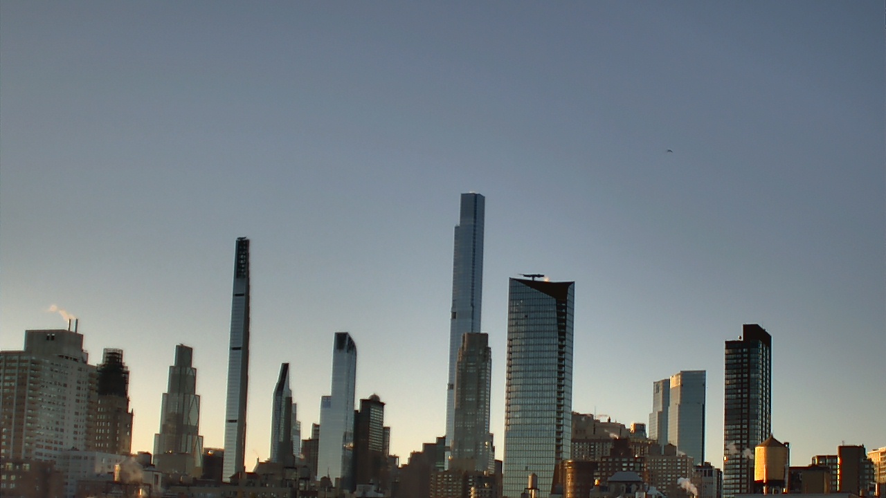 Thumbnail for current weather camera view from Rodeph Sholom Day School in New York, New York