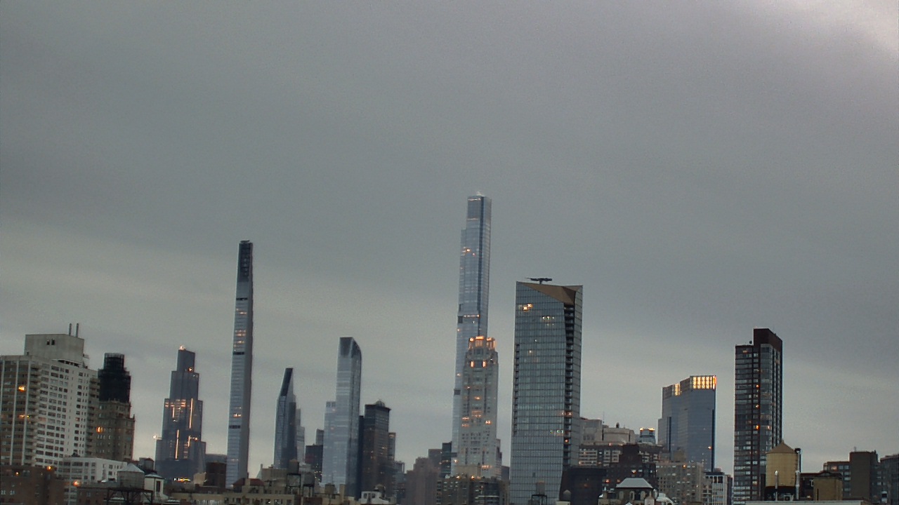 Thumbnail for current weather camera view from Rodeph Sholom Day School in New York, New York