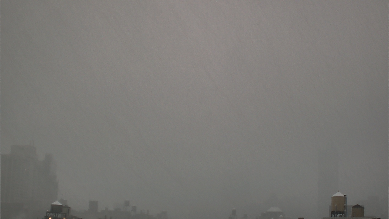 Thumbnail for current weather camera view from Rodeph Sholom Day School in New York, New York