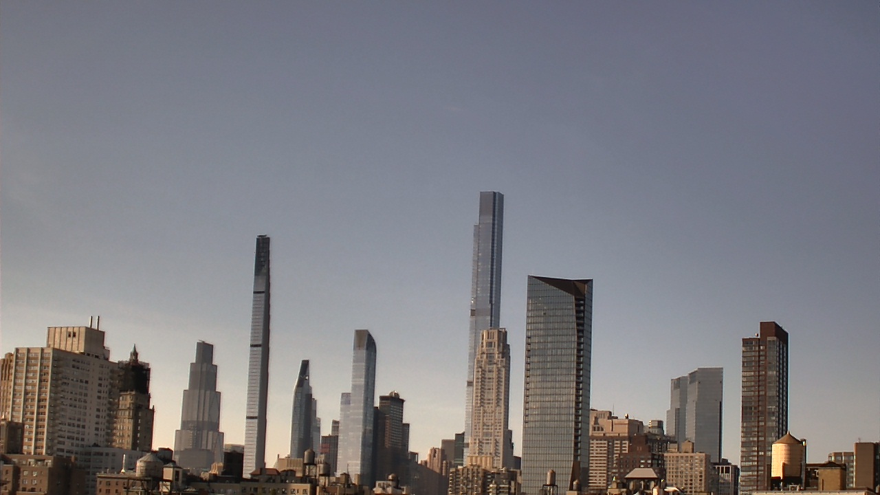 Thumbnail for current weather camera view from Rodeph Sholom Day School in New York, New York