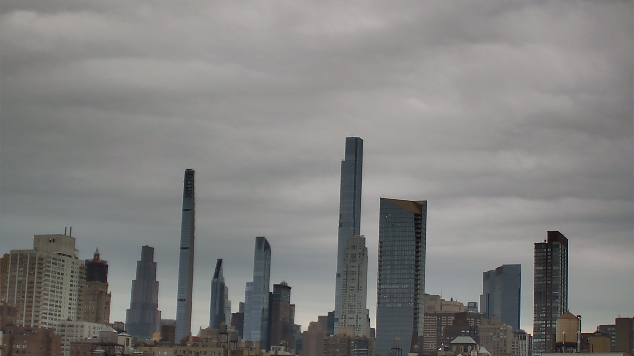 Thumbnail for current weather camera view from Rodeph Sholom Day School in New York, New York