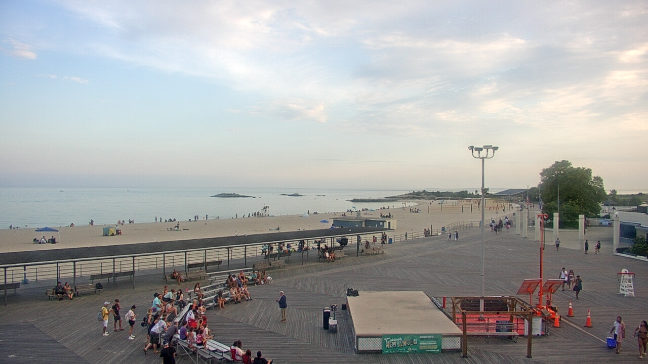 Thumbnail for current weather camera view from Ocean Beach Park in New London, Connecticut