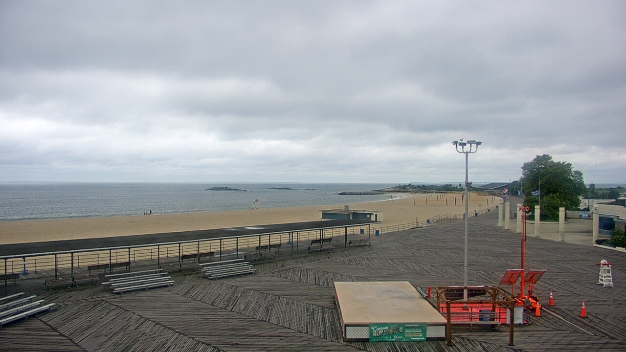 Thumbnail for current weather camera view from Ocean Beach Park in New London, Connecticut