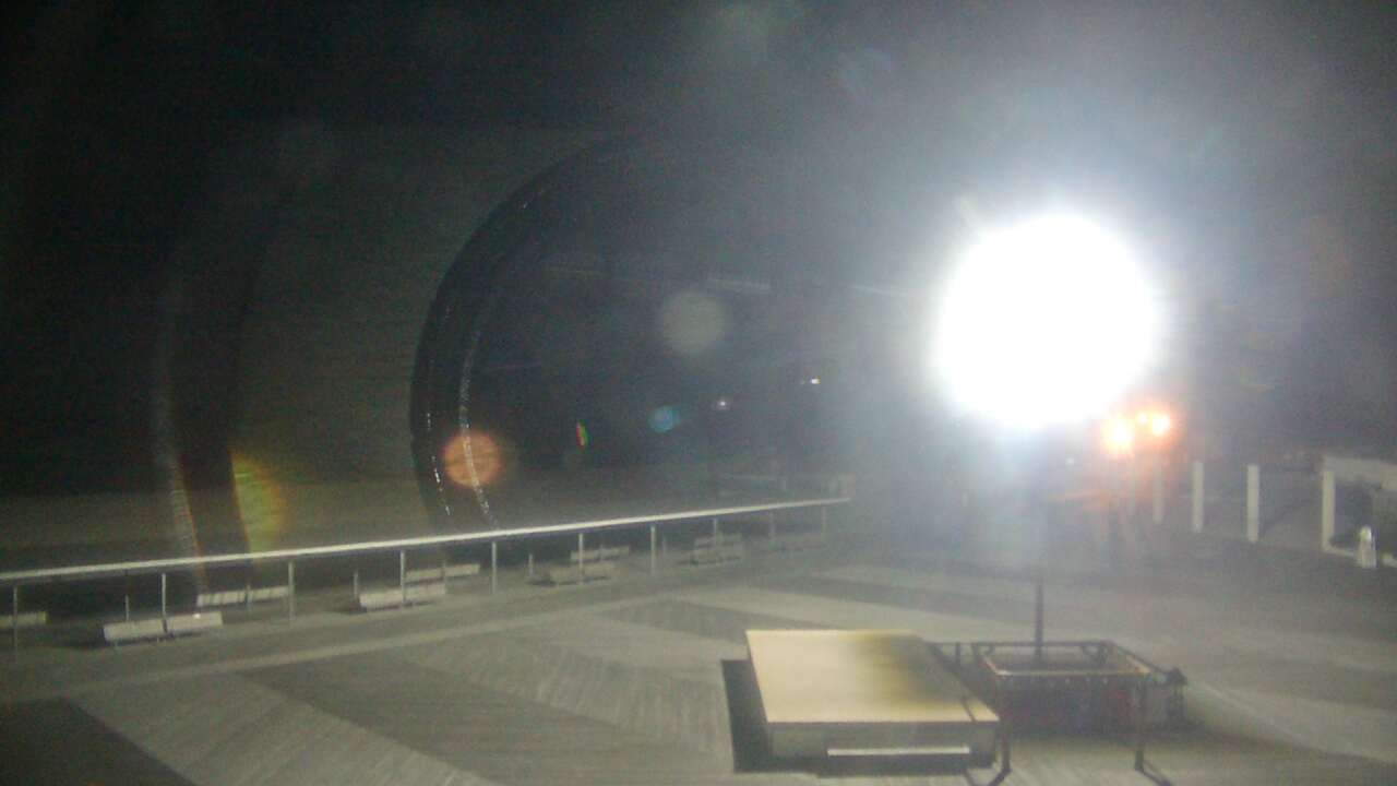 Thumbnail for current weather camera view from Ocean Beach Park in New London, Connecticut